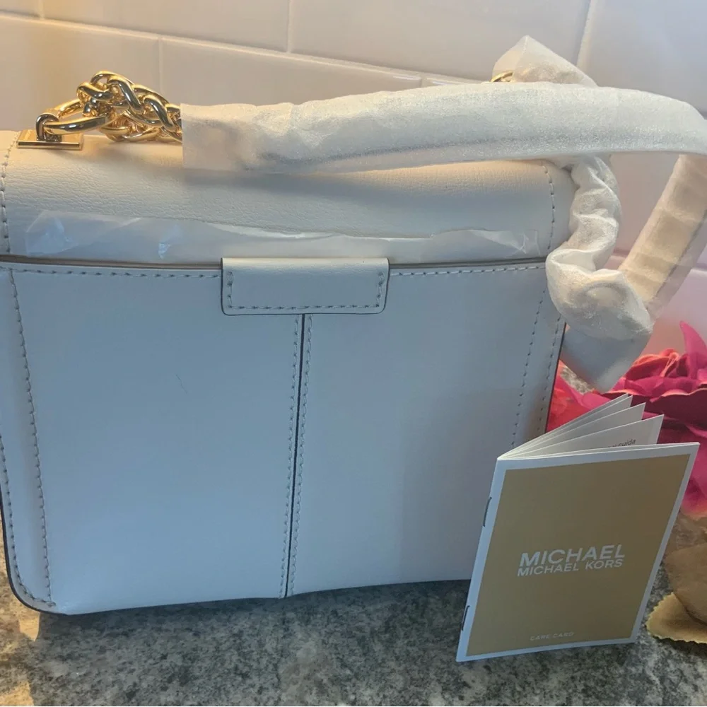 ♥️BRAND NEW/TAGS MICHAEL KORS GREAT ALL SEASON, ♥️Cream Crossbody Sonia bag. - Picture 6 of 11